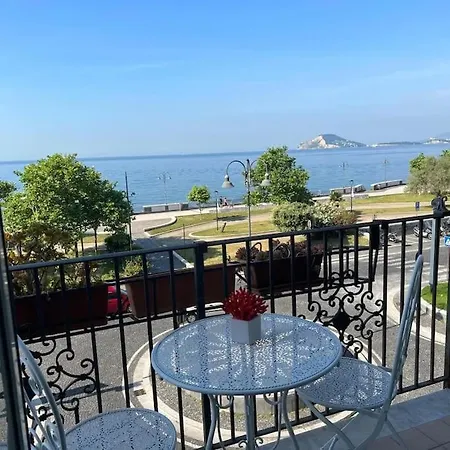 Corriano-incantevole Casa Con Vista Mare. Pozzuoli