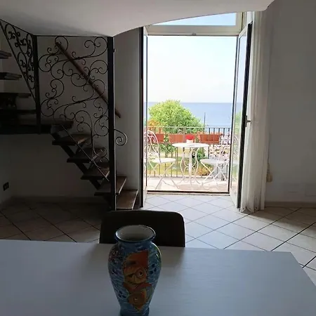 Corriano-incantevole Casa Con Vista Mare.
